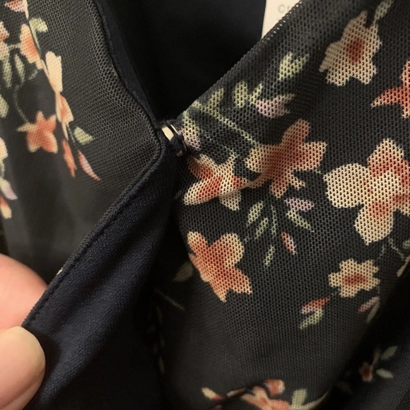 Women’s Maurice’s Plus Size, Floral Dress, Size 4/4x - Picture 3 of 6